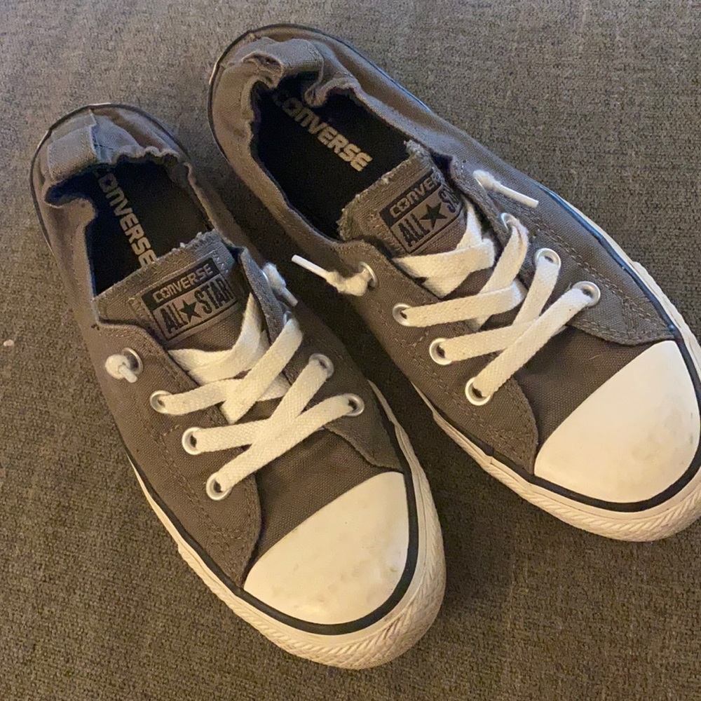 Grey Converse size 9 shoreline